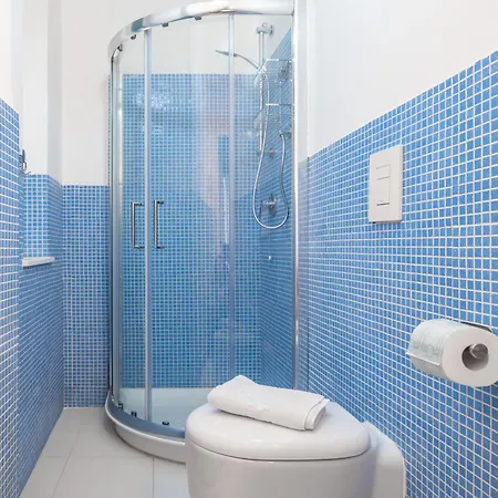 Guesthost - One Step Away From The Historic Center Lovely Flats La Spezia