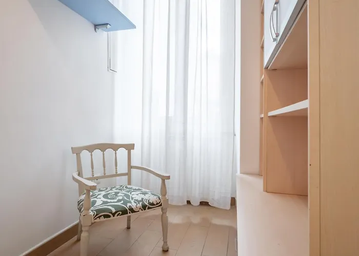 Guesthost - One Step Away From The Historic Center Lovely Flats Apartment La Spezia