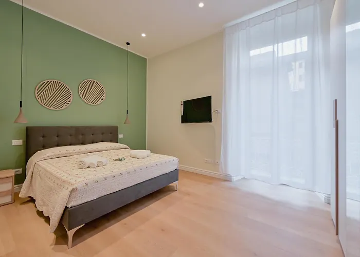 Guesthost - One Step Away From The Historic Center Lovely Flats Apartment La Spezia